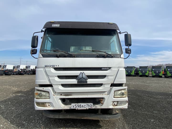 Грузовой- самосвал HOWO ZZ3407S3867E